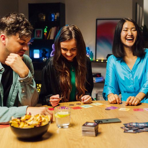  Hitster: The Music Party Board Game, Card Game